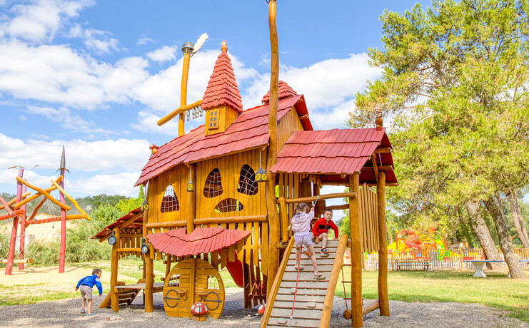 slider_02_monte_cristo_aire_de_jeux-82590337_0.jpg